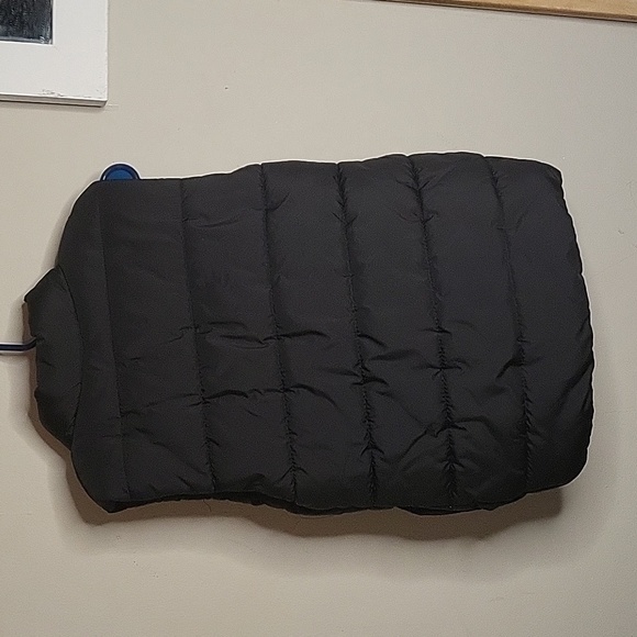 Vest - Picture 3 of 3